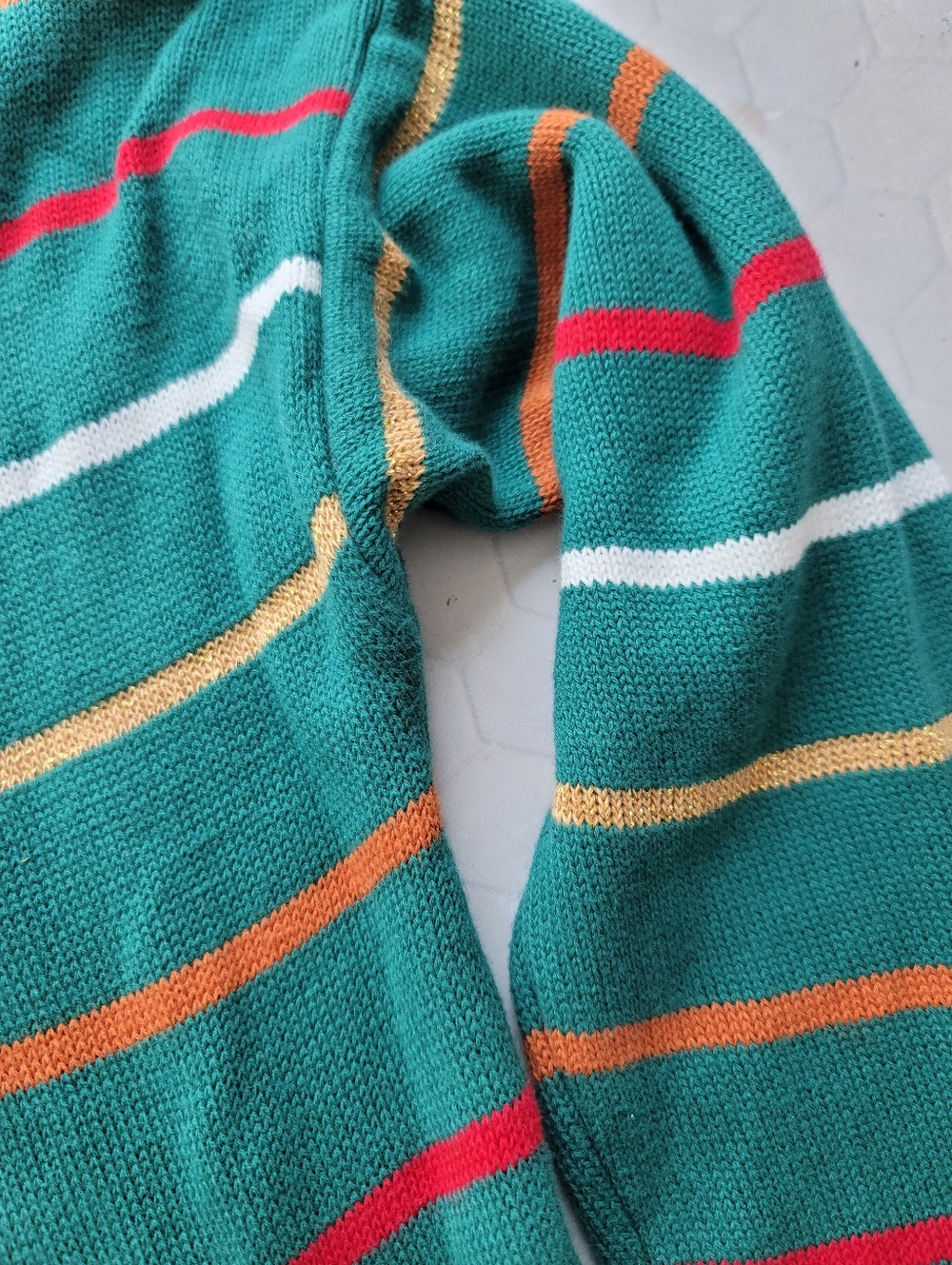 Hello Kitty Girls XL Knit Striped Christmas Sweater Dress Sanrio Gingerbread - Picture 7 of 7